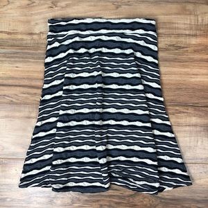 Zac and Rachel a-line crinkle skirt. Size S.